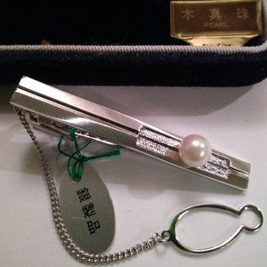 Vintage Silver Tie Lapel Clip with Pearl Daimaru Japan